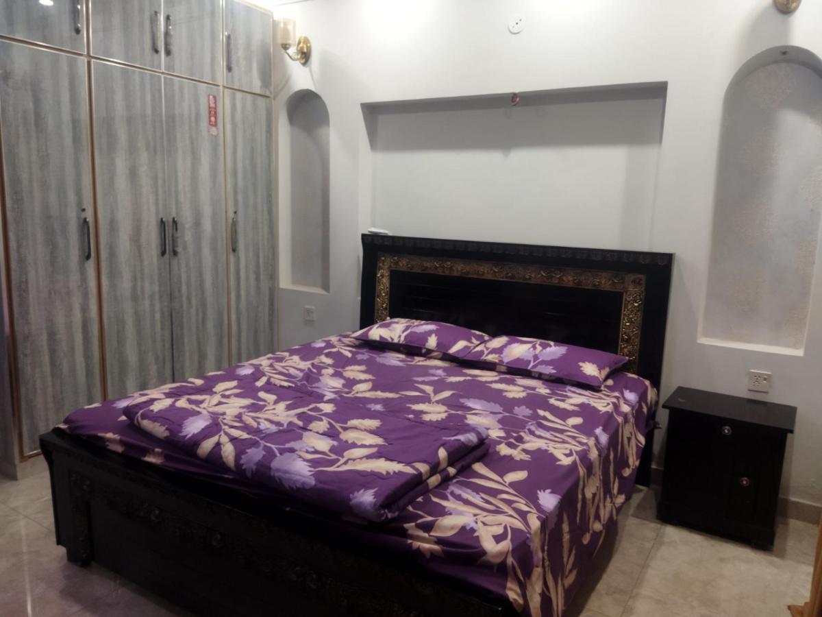 Furnished Private Ground Floor - Pasha House Apartment Lahore Exterior foto